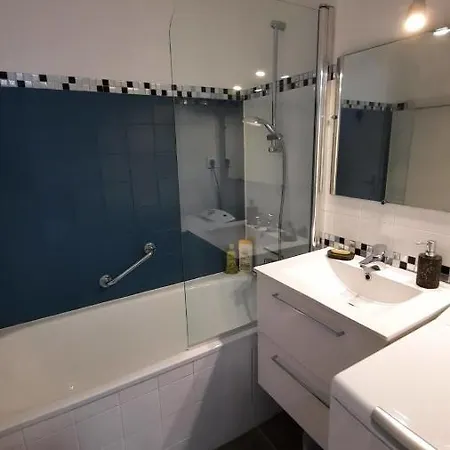 Prázdninový dům Splendid House With Patio Close To The Sea! *