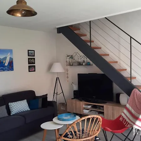 Prázdninový dům Splendid House With Patio Close To The Sea!