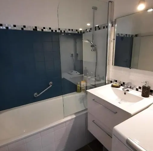 Prázdninový dům Splendid House With Patio Close To The Sea! *