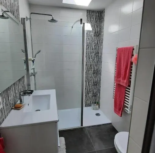 Prázdninový dům Splendid House With Patio Close To The Sea!